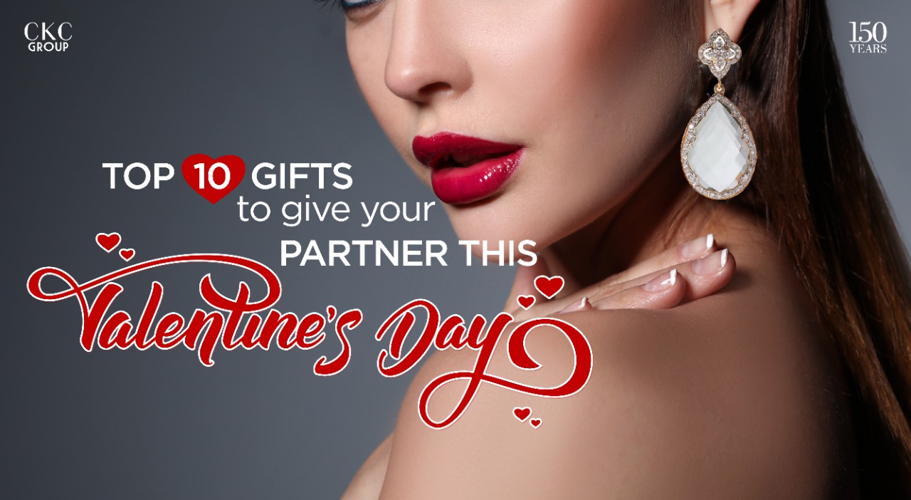 Top 10 Gifts to Give Your Partner This Valentine’s Day
